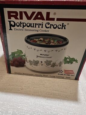 Vtg Rival Potpourri Crock Model 3206 GR Quality Stoneware USA Made It Works